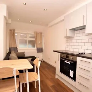Small Cosy In Plaistow. East London